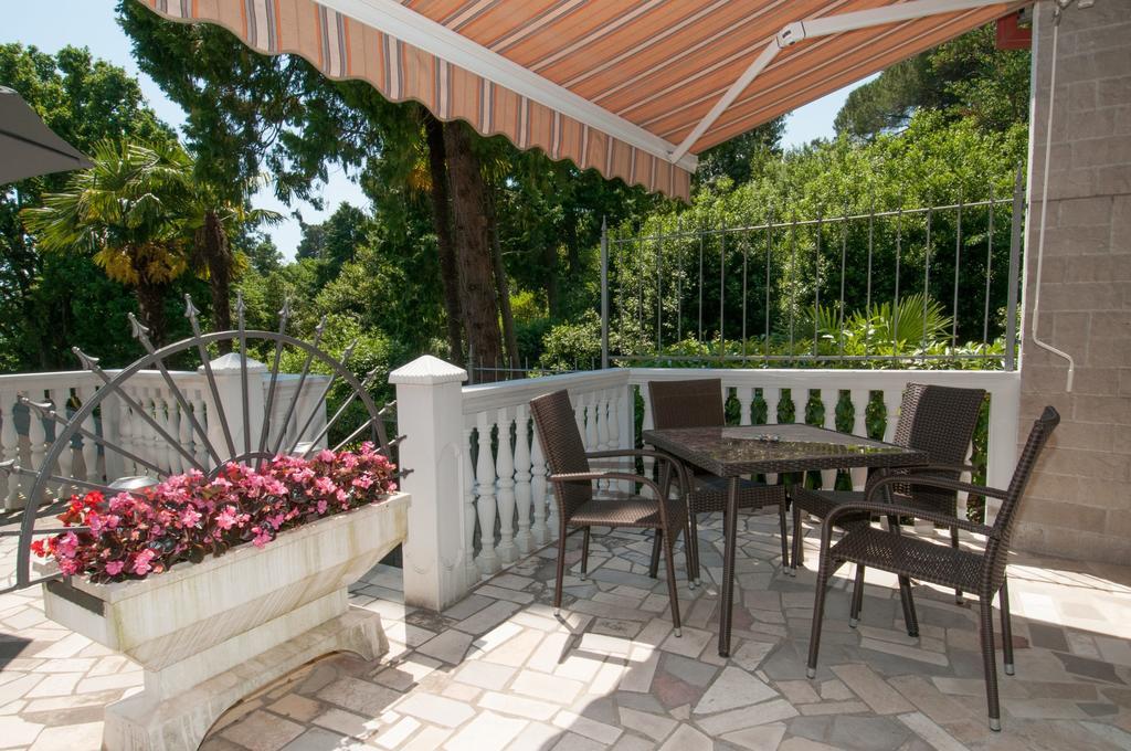 Apartments Villa Salona Opatija Quarto foto