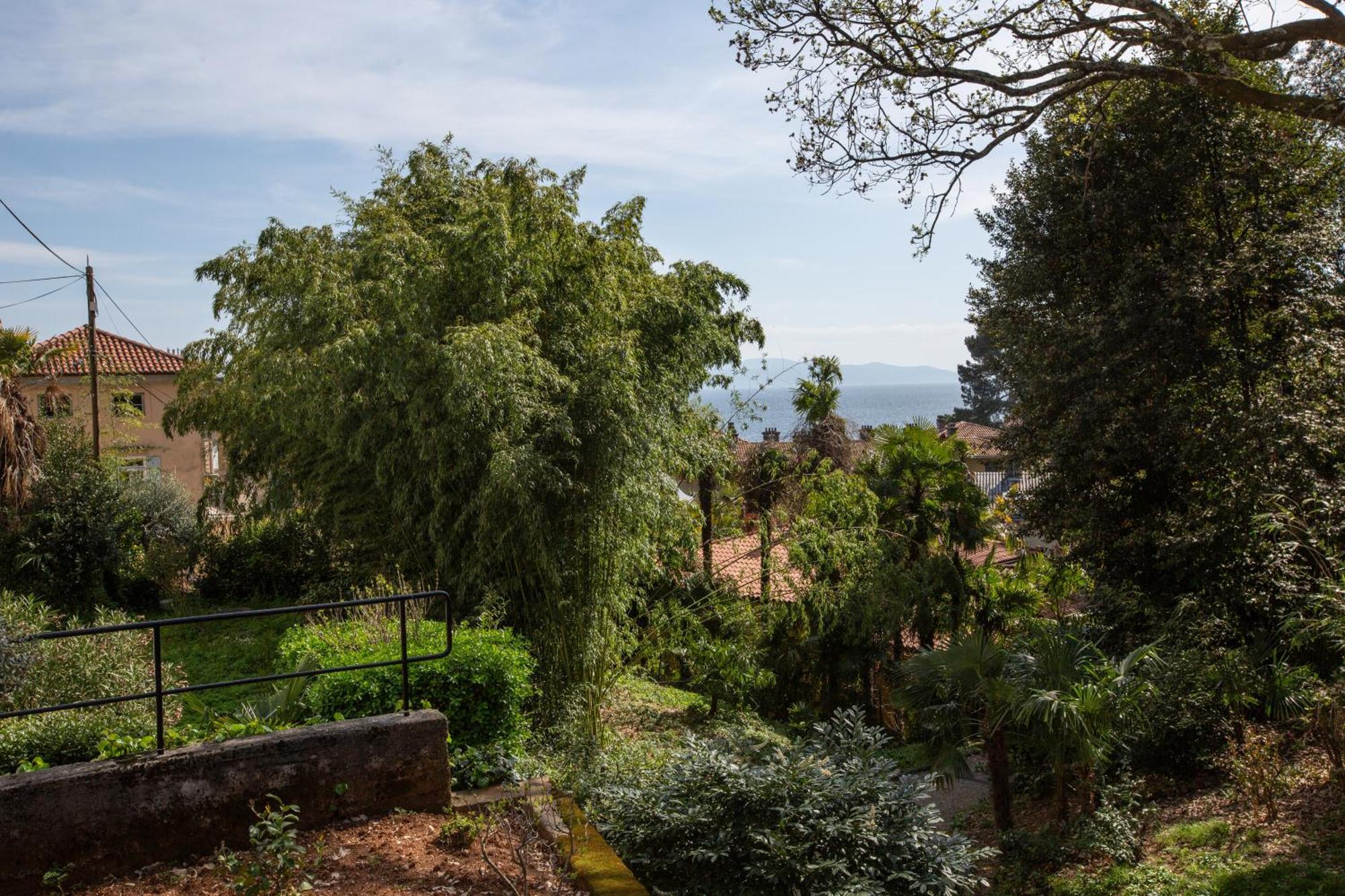 Apartments Villa Salona Opatija Exterior foto
